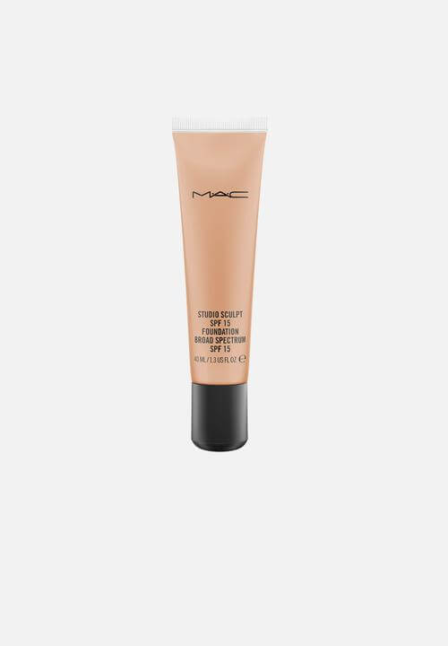  MAC Studio Sculpt SPF 15 Foundation