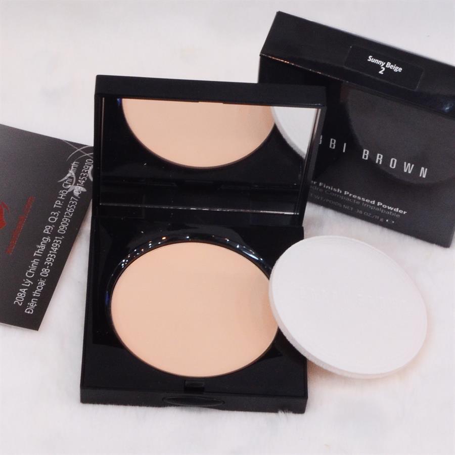 Bobbi Brown Sheer Finish Pressed Powder