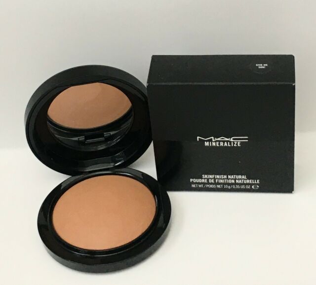 MAC Mineralize Skinfinish Natural